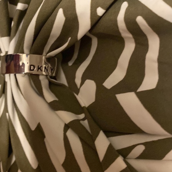 DKNY one piece swimming suit, size 8 color olive and white. - Picture 5 of 8